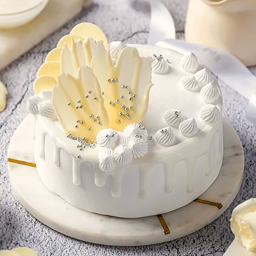 white-forest-cake